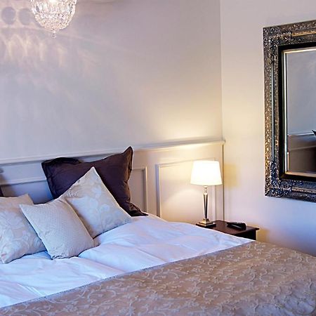 Hojby Kro Og Hotel Bilik gambar